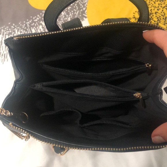 Backpack - Picture 5 of 8